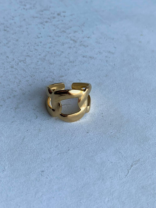 Gold chain ring