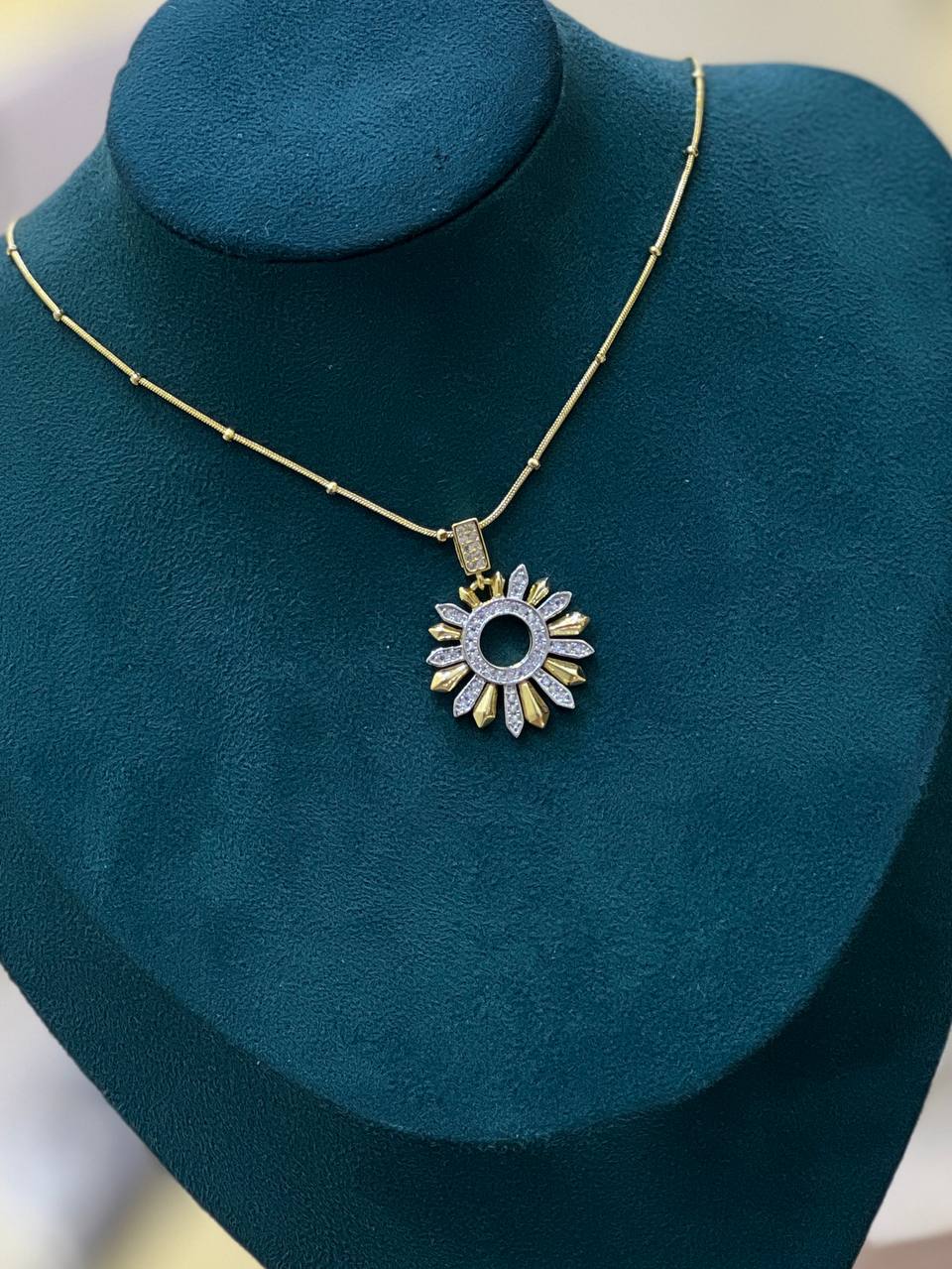 Flower necklace