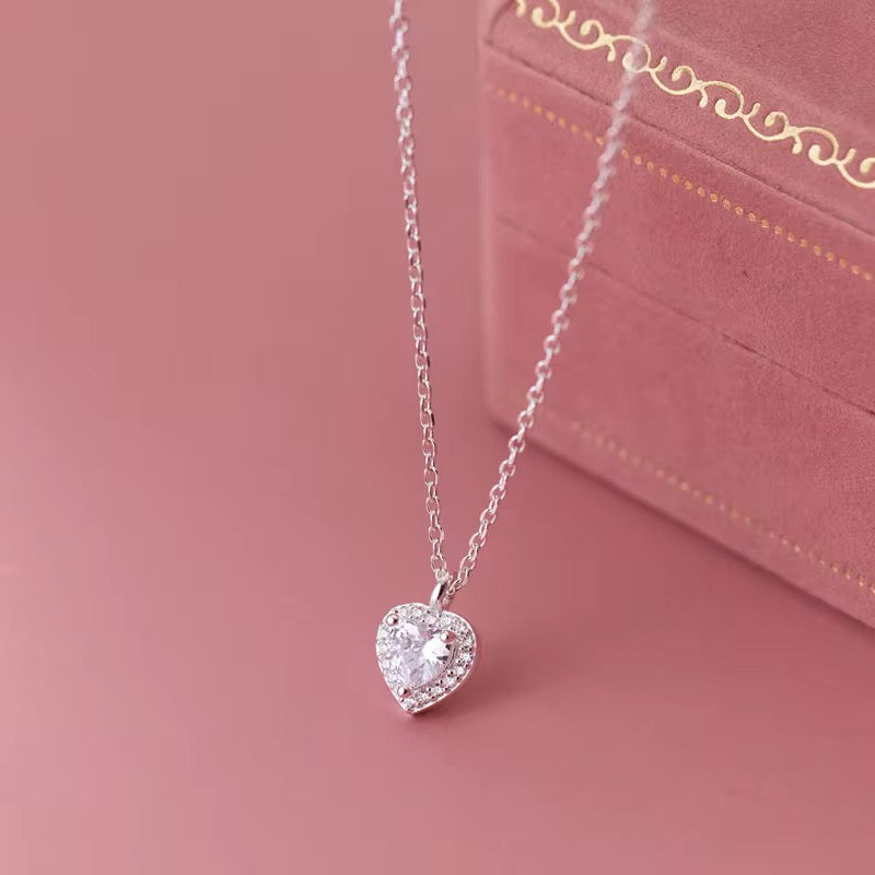 Silver heart necklace