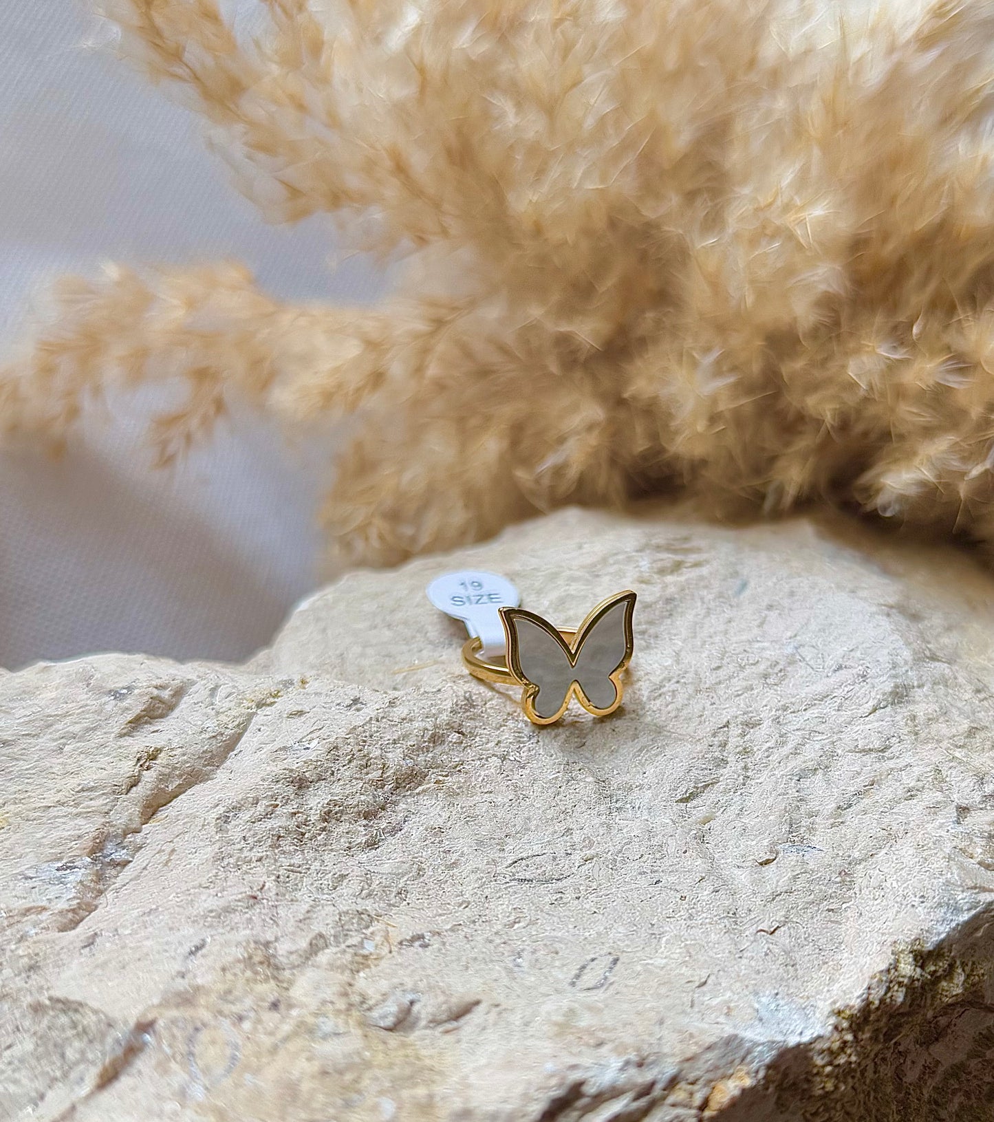 Butterfly ring