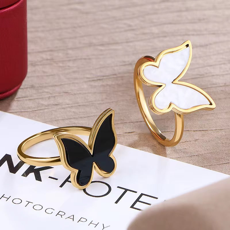 Butterfly ring