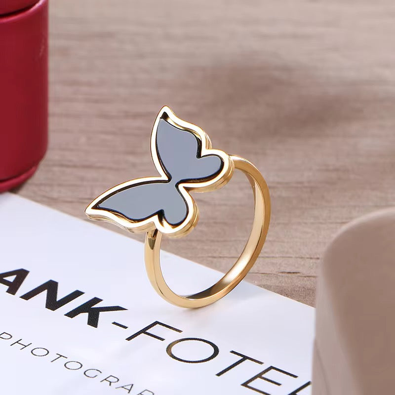 Butterfly ring