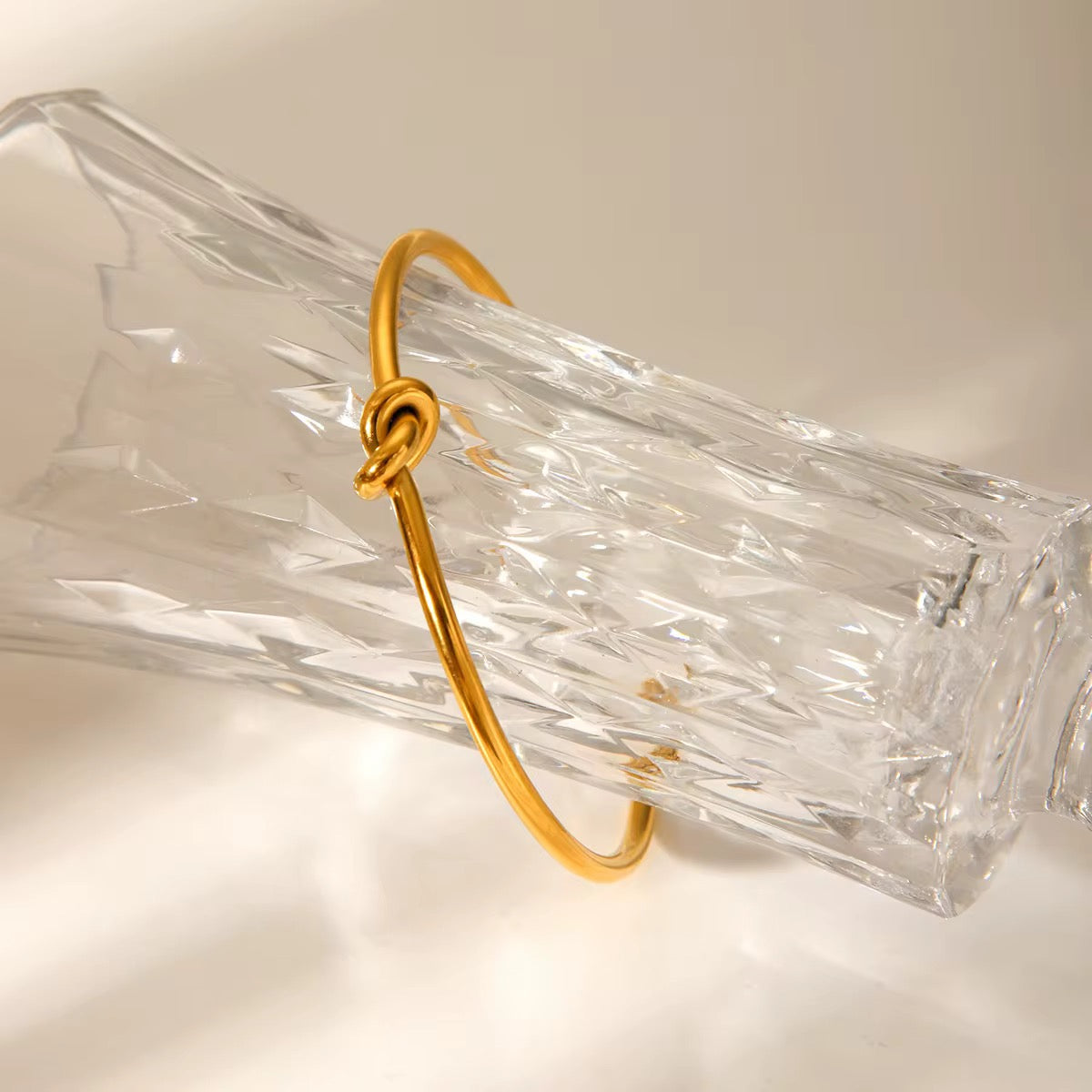 Knotted bangle