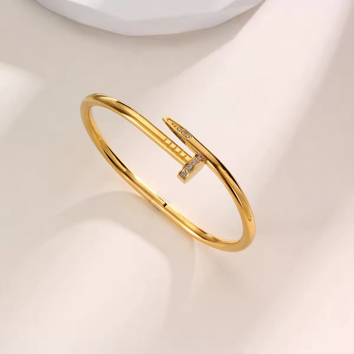 Diamond bangle