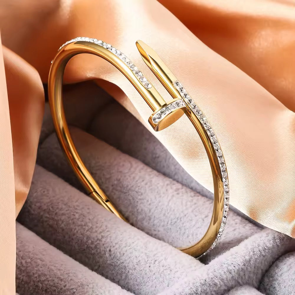 Diamond bangle