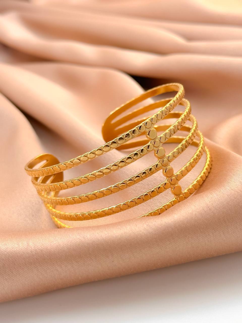 Multilayers bangle